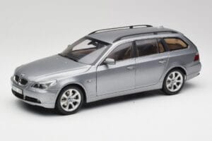 BMW 545i E61 Touring Светлосив Kyosho 1:18 80430308414 Метал