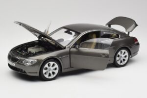 BMW 6 E63 Coupe Светла Бронз Kyosho 1:18 80430153283 Метал — снимка 2 от 8