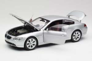 BMW 645Ci E63 Сребрист Kyosho 1:18 80430153285 Метал — снимка 2 от 8