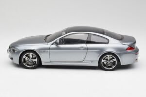 BMW M6 E63 Silver Сив Kyosho 1:18 08703GR Метал — снимка 4 от 8