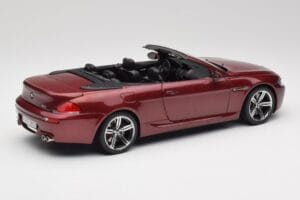 BMW M6 E64 Кабриолет Червен Kyosho 1:18 80430417423 Метал — снимка 3 от 8