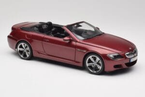 BMW M6 E64 Кабриолет Червен Kyosho 1:18 80430417423 Метал — снимка 6 от 8