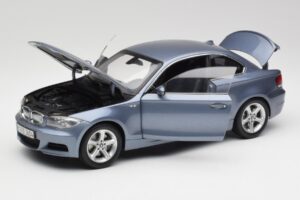 BMW 1 E82 Coupe Син Kyosho 1:18 80430427065 Метал — снимка 2 от 8