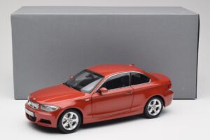 BMW 1 E82 Coupe Оранжев Kyosho 1:18 80430427064 Метал — снимка 8 от 8
