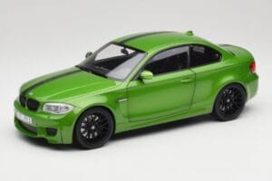 BMW Серия 1 E82 Coupe Taiga Green Metallic Minichamps 1:18 110020024 Метал