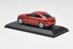 BMW 1M E82 Оранжев Minichamps 1:43 413020023 Метал — снимка 3 от 5