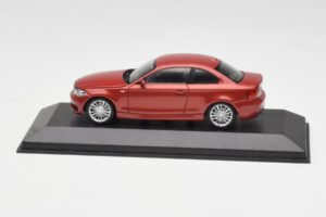 BMW 1M E82 Оранжев Minichamps 1:43 413020023 Метал
