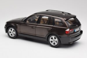 BMW X3 E83 3.0d Тъмнокафяв Металик Kyosho 1:18 80430300736 Метал — снимка 7 от 8