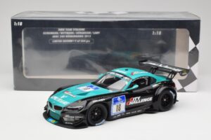 BMW Z4 E89 GT3 BMW Team Vita4one #18 J. Klingmann / M. Wittmann ADAC 24 Hours Nurburgring 2012 Minichamps 1:18 151122318 Мета — снимка 6 от 6