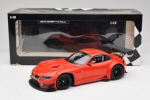 BMW Z4 E89 GT3 Червен Minichamps 1:18 151122300 Метал — снимка 6 от 6