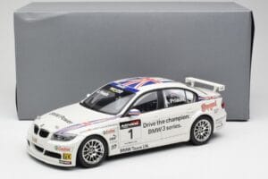 BMW E90 320si #1 A. Priaulx WTCC Champion 2006 Kyosho 1:18 80430429067 Метал — снимка 8 от 8
