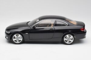 BMW 3 E92 Coupe Черен Kyosho 1:18 80430407222 Метал — снимка 4 от 8