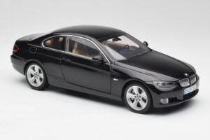 BMW 3 E92 Coupe Черен Kyosho 1:18 80430407222 Метал — снимка 6 от 8