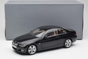 BMW 3 E92 Coupe Черен Kyosho 1:18 80430407222 Метал — снимка 8 от 8