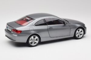 BMW 330i E92 Coupe Сив Металик Kyosho 1:18 80430407220 Метал — снимка 3 от 8