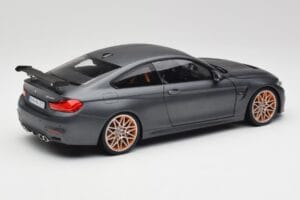 BMW M4 F82 GTS Frozen Сив Minichamps 1:18 80432411555 Метал — снимка 3 от 8