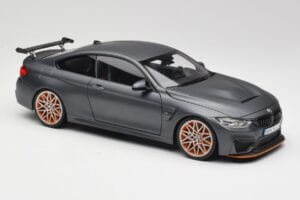 BMW M4 F82 GTS Frozen Сив Minichamps 1:18 80432411555 Метал — снимка 6 от 8