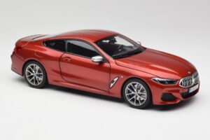 BMW M850i G15 Оранжев Металик Norev 1:18 183285 Метал — снимка 6 от 8