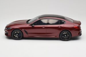 BMW M850i G15 M Performance Melbourne Red Metallic GT Spirit 1:18 GT493 Смола — снимка 3 от 6