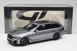 BMW G61 530e M Sport Touring Mineral Сив GT Spirit 1:18 GT485 Смола — снимка 6 от 6