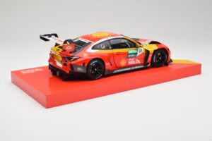 BMW M4 GT3 G82 #31 S. van der Linde Team Schubert DTM Champion 2022 Minichamps 1:18 113222331 Метал — снимка 3 от 8