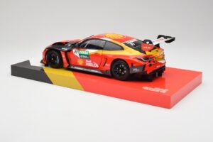 BMW M4 GT3 G82 #31 S. van der Linde Team Schubert DTM Champion 2022 Minichamps 1:18 113222331 Метал — снимка 7 от 8