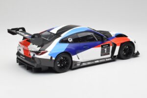 BMW M4 GT3 Presentation Car 2021 Minichamps 1:18 155212000 Метал — снимка 2 от 6