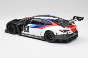 BMW M4 GT3 Presentation Car 2021 Minichamps 1:18 155212000 Метал — снимка 5 от 6