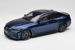 BMW i4 M50 G26 Portimao Blue Minichamps 1:18 110023012 Метал