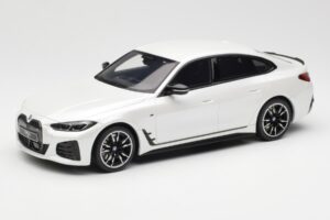 BMW i4 M50 G26 Mineral Бяло Металик Otto 1:18 OT1074 Смола