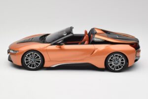 BMW i8 Roadster E-Мед Minichamps 1:18 80432454784 Метал — снимка 3 от 6