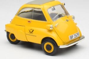 BMW Isetta 250 Deutsche Bundespost Revell 1:18 925 Метал — снимка 6 от 8