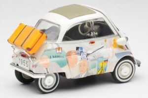 BMW Isetta 250 Revell 1:18 8828 Метал — снимка 3 от 8