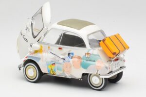 BMW Isetta 250 Revell 1:18 8828 Метал — снимка 5 от 8