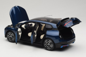BMW iX Blue Metallic Minichamps 1:18 110023100 Метал — снимка 5 от 8