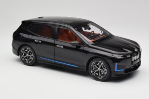 BMW iX Sapphire Black Minichamps 1:18 110023101 Метал — снимка 6 от 8