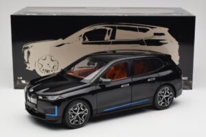 BMW iX Sapphire Black Minichamps 1:18 110023101 Метал — снимка 8 от 8