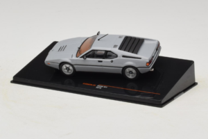 BMW M1 Сив IXO 1:43 CLC602N Метал — снимка 3 от 4