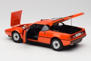 BMW M1 Оранжев Minichamps 1:18 80432411549 Метал — снимка 5 от 8