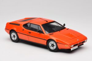 BMW M1 Оранжев Minichamps 1:18 80432411549 Метал — снимка 6 от 8
