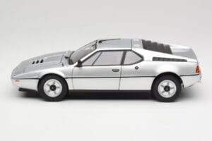 BMW M1 Сребрист Металик Norev 1:18 183226 Метал — снимка 4 от 8