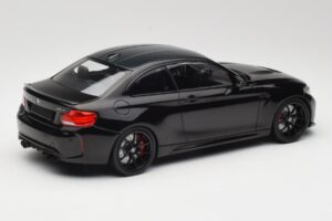 BMW M2 CS F87 Черен Metallic с черни джанти Minichamps 1:18 155021026 Метал — снимка 2 от 6