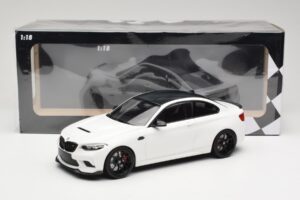 BMW M2 CS F87 Бял с черни джанти Minichamps 1:18 155021025 Метал — снимка 6 от 6