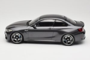 BMW M2 F87 Grey Metallic Minichamps 1:18 155026102 Метал — снимка 3 от 6