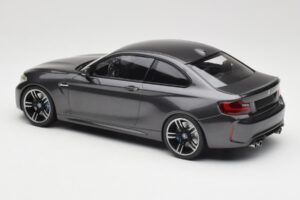 BMW M2 F87 Grey Metallic Minichamps 1:18 155026102 Метал — снимка 5 от 6
