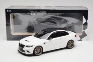 BMW M2 F87 CS Alpine White Златни Джанти Minichamps 1:18 155021020 Метал — снимка 6 от 6