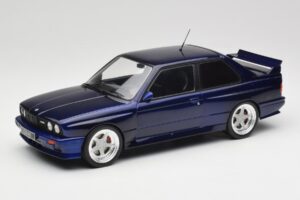 BMW M3 E30 Macau Blue IXO 1:18 18CMC122 Метал