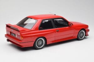 BMW M3 E30 Sport Evolution Червен Otto 1:12 G033 Смола — снимка 2 от 6