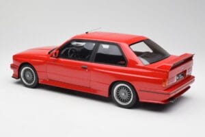 BMW M3 E30 Sport Evolution Червен Otto 1:12 G033 Смола — снимка 5 от 6