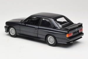 BMW M3 E30 Sport Evolution Blue Metallic Minichamps 1:18 180020308 Метал — снимка 7 от 8